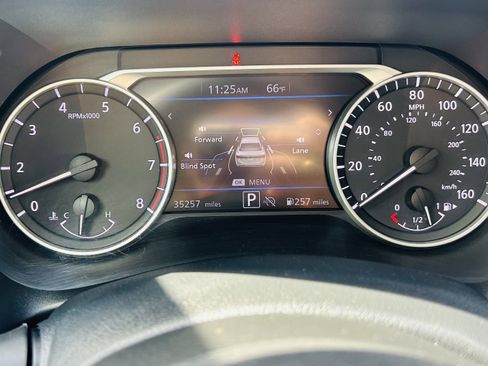 Used 2024 Nissan Sentra SV image 20