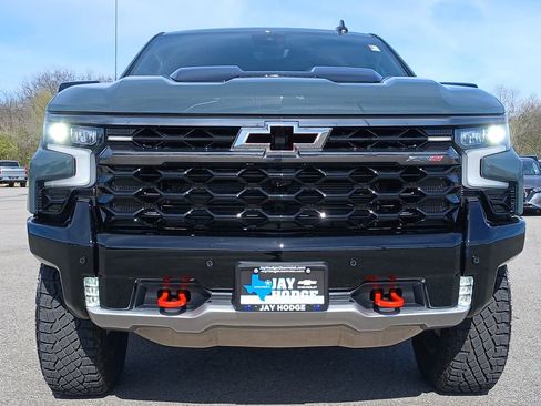 Certified 2026 Chevrolet Silverado 1500 ZR2 AWD/4WD image 32