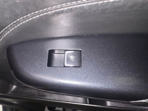 Used 2015 Cadillac SRX Luxury w/ Driver Awareness Package image 71