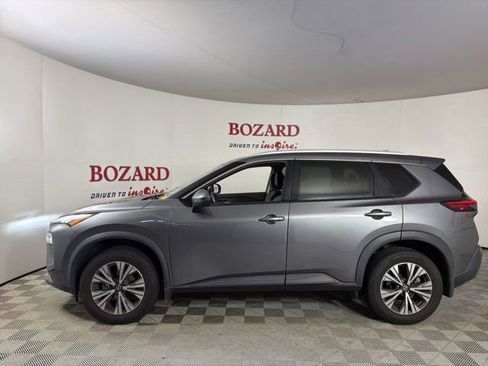 Used 2021 Nissan Rogue SV w/ Premium Package AWD/4WD image 5