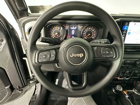 New 2026 Jeep Gladiator Sport AWD/4WD image 21