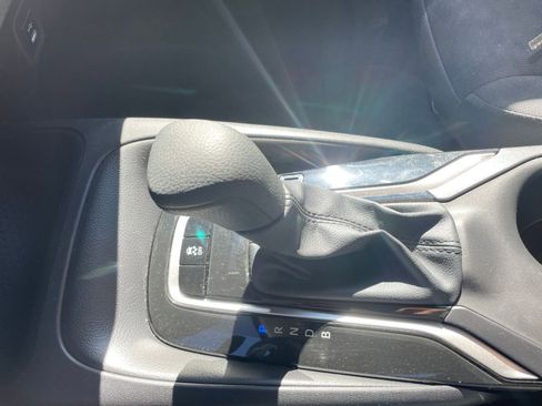 Used 2025 Toyota Corolla LE image 41