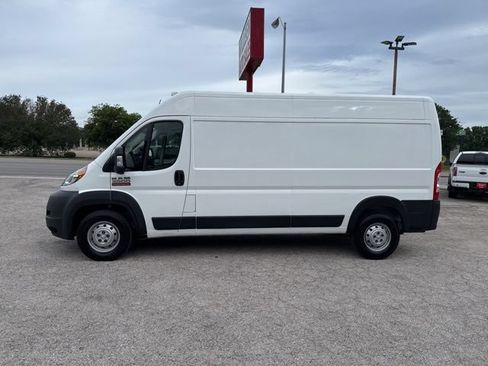 Used 2022 RAM ProMaster 3500 w/ Premium Convenience Group FWD image 1