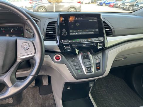 Used 2022 Honda Odyssey EX-L image 17