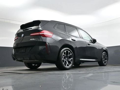 Used 2025 BMW X3 xDrive30i w/ Premium Package image 31