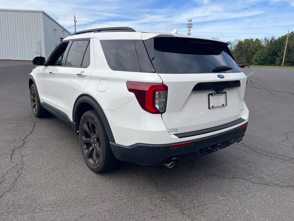 Used 2024 Ford Explorer ST-Line w/ Class IV Trailer Tow Package AWD/4WD image 6