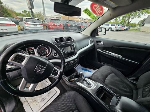 Used 2015 Dodge Journey FWD image 19