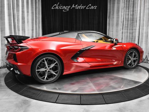Used 2022 Chevrolet Corvette Stingray Premium Conv w/ Z51 Performance Package image 41