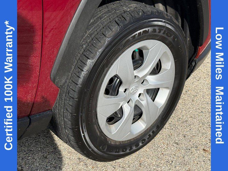 Used 2024 Toyota RAV4 LE FWD image 6