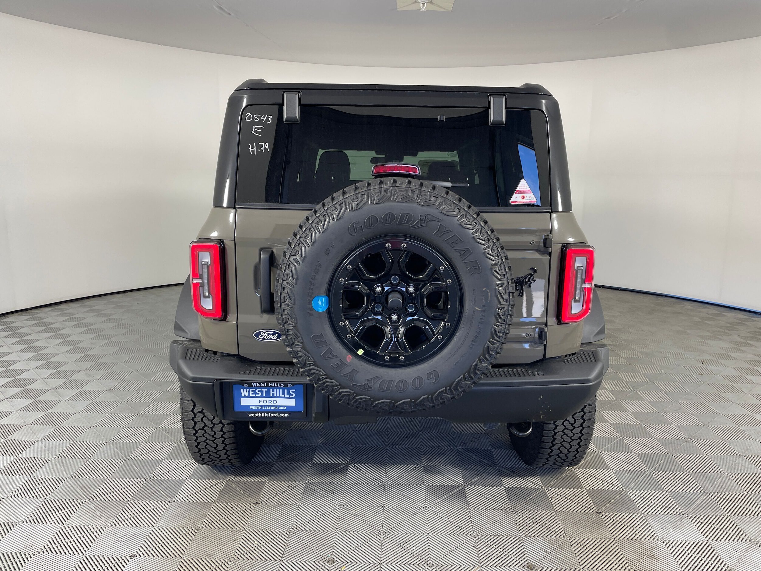 New 2026 Ford Bronco Badlands w/ Sasquatch Package AWD/4WD image 13