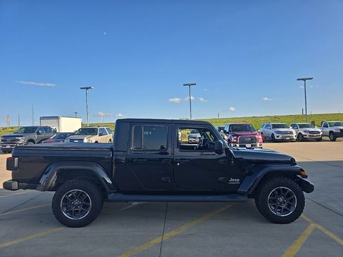 Used 2021 Jeep Gladiator Overland w/ Popular Equipment Package AWD/4WD image 4