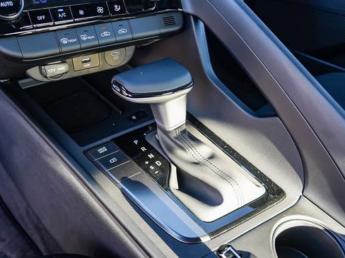 New 2025 Hyundai Elantra Sport image 23