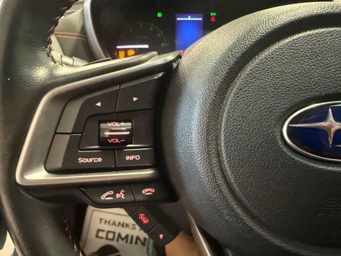 Used 2020 Subaru Crosstrek 2.0i Premium w/ Moonroof Package 2 AWD/4WD image 30