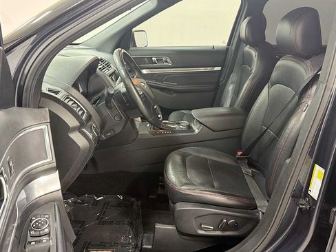 Used 2017 Ford Explorer Sport w/ Equipment Group 401A AWD/4WD image 13