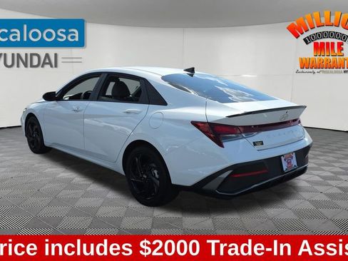 Used 2026 Hyundai Elantra Sport FWD image 5