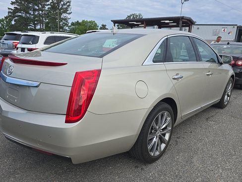 Used 2013 Cadillac XTS FWD image 3