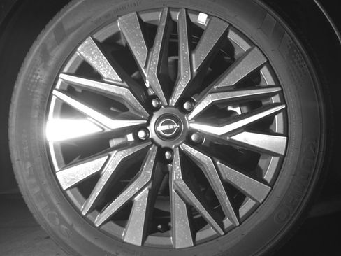 Used 2025 Nissan Altima 2.5 SV image 13