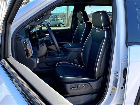 New 2026 GMC Sierra 2500 AT4X image 25