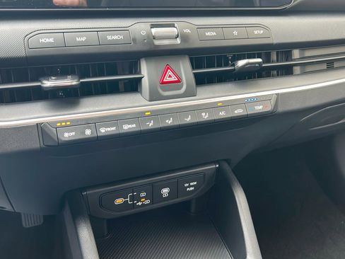 New 2025 Kia K4 LXS image 20