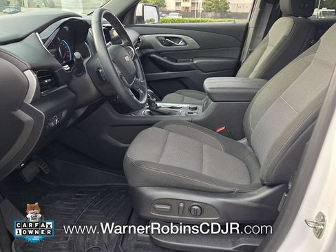 Used 2023 Chevrolet Traverse LT FWD image 5