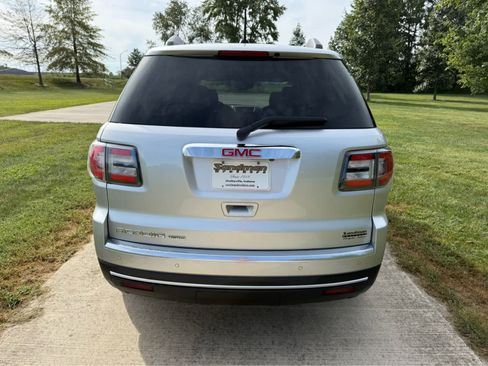 Used 2017 GMC Acadia Limited SLT FWD image 4