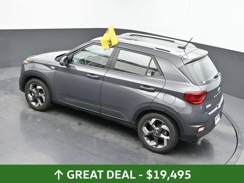 Used 2025 Hyundai Venue SEL FWD image 44
