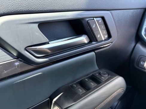 New 2027 GMC Terrain AT4 w/ Convenience Package III AWD/4WD image 19