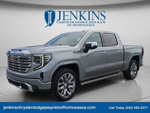 Used 2024 GMC Sierra 1500 Denali AWD/4WD image 11