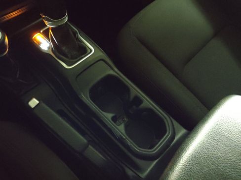 Used 2020 Jeep Wrangler Unlimited Sport S image 26