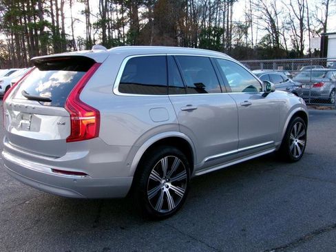 Used 2024 Volvo XC90 B6 Plus image 6