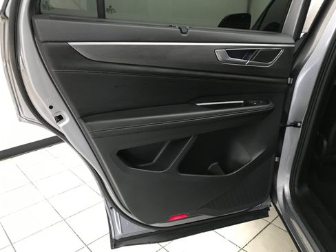 Used 2024 Volkswagen Atlas Cross Sport SE w/ Panoramic Sunroof Package AWD/4WD image 10