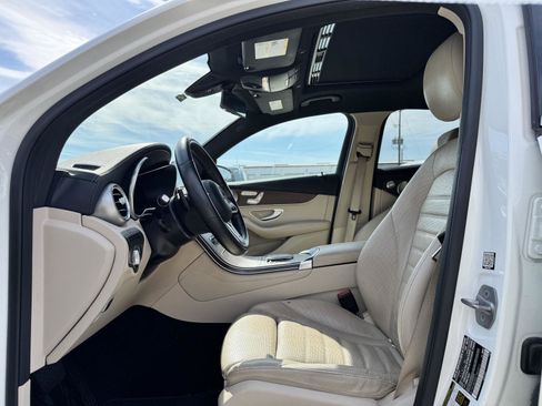 Used 2020 Mercedes-Benz GLC 300 GLC 300 image 5