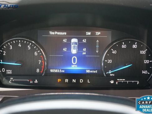 Used 2022 Ford Explorer XLT w/ Equipment Group 202A AWD/4WD image 45