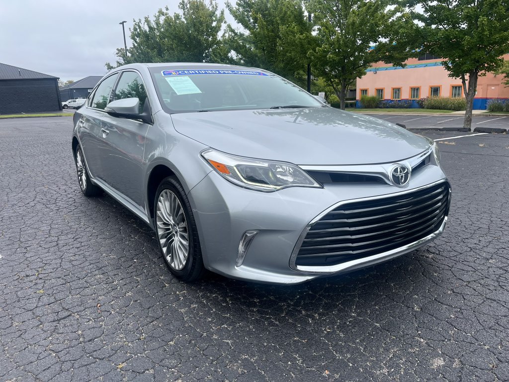 Used 2016 Toyota Avalon Limited FWD image 3