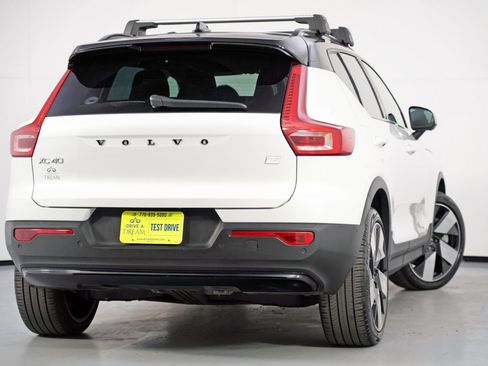 Used 2024 Volvo XC40 Recharge Plus w/ Protection Package Premier image 5