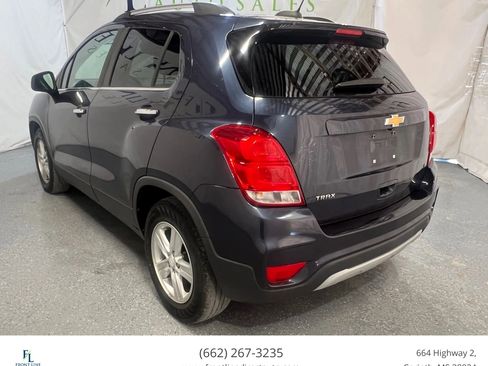 Used 2019 Chevrolet Trax LT w/ LT Convenience Package image 5