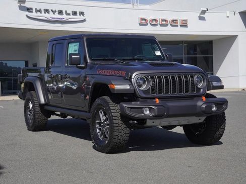 New 2026 Jeep Gladiator Mojave image 2