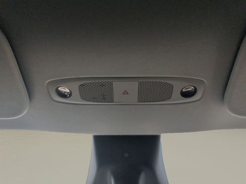 Used 2023 Tesla Model Y AWD image 12