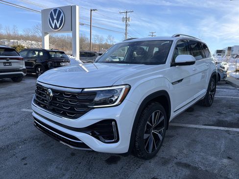New 2026 Volkswagen Atlas SEL Premium R-Line AWD/4WD image 3