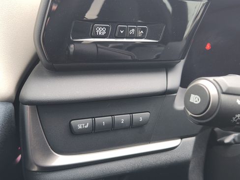 Certified 2023 Lexus RZ 450e Premium image 26