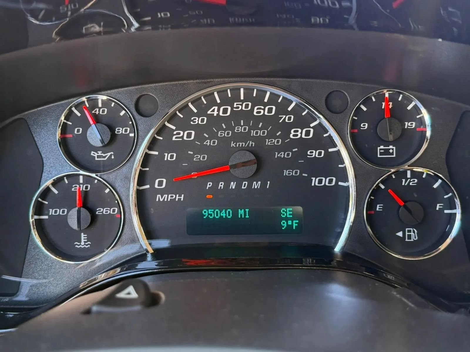 Used 2015 Chevrolet Express 2500 RWD image 17