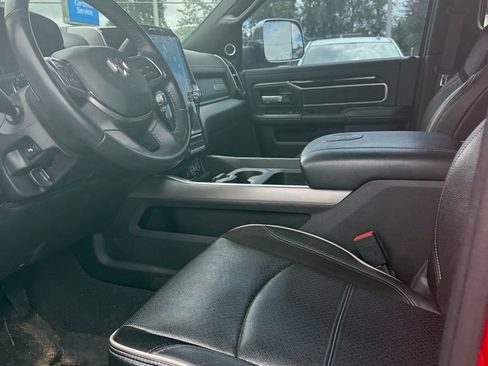 Used 2022 RAM 2500 Laramie AWD/4WD image 3