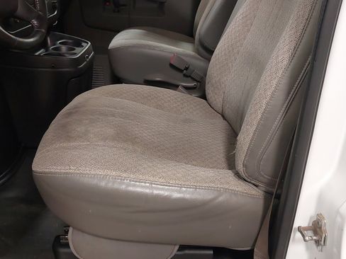 Used 2020 Chevrolet Express 2500 w/ Driver Convenience Package RWD image 22