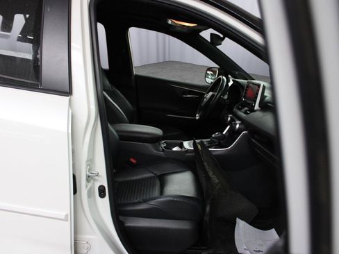 Used 2020 Toyota RAV4 XSE AWD/4WD image 18