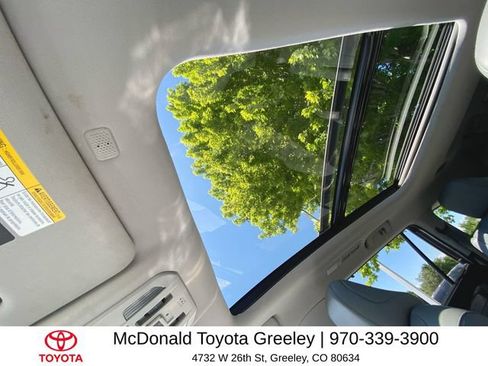 Used 2022 Toyota Highlander Platinum AWD/4WD image 22