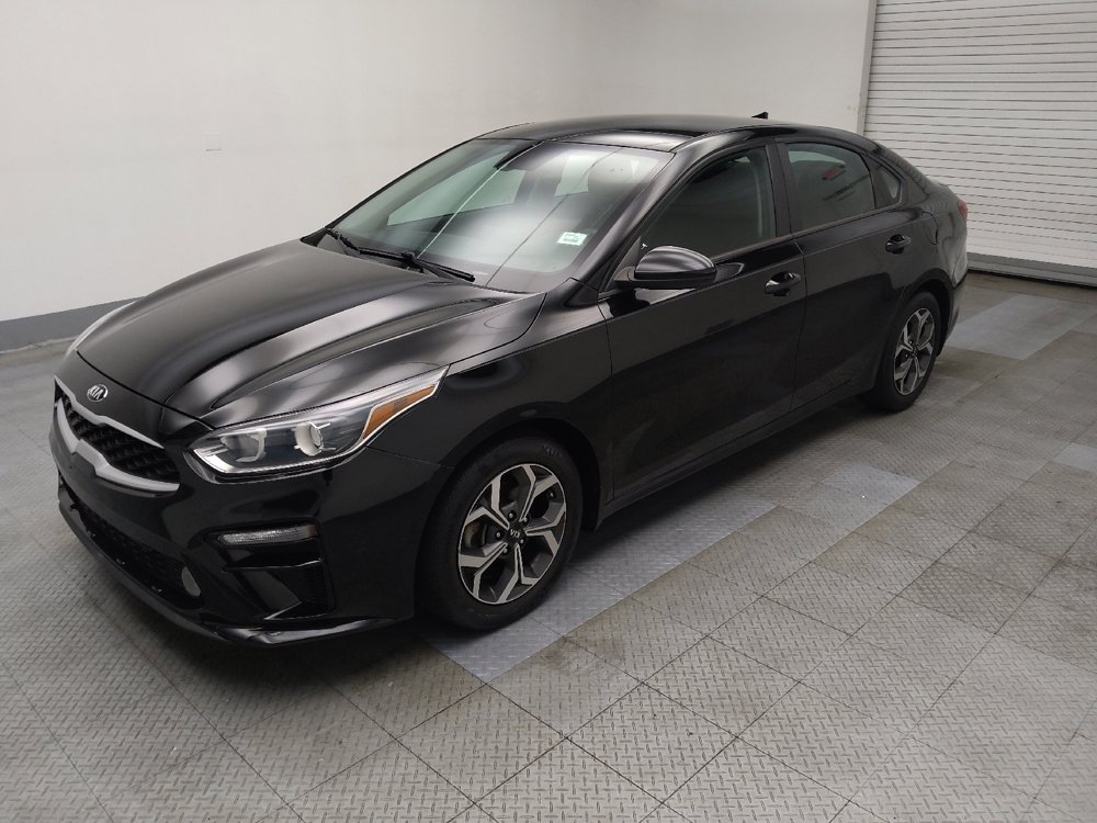 Used 2020 Kia Forte LXS FWD image 2
