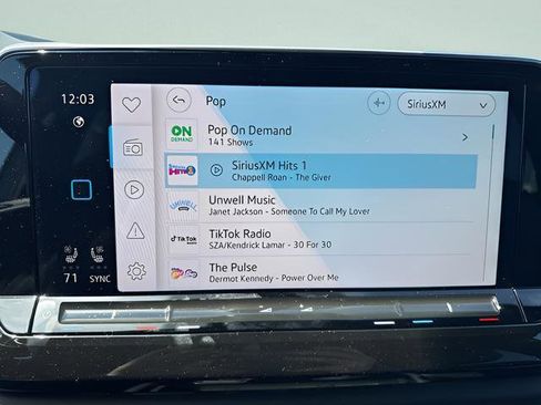 New 2025 Volkswagen Atlas Cross Sport SE image 11