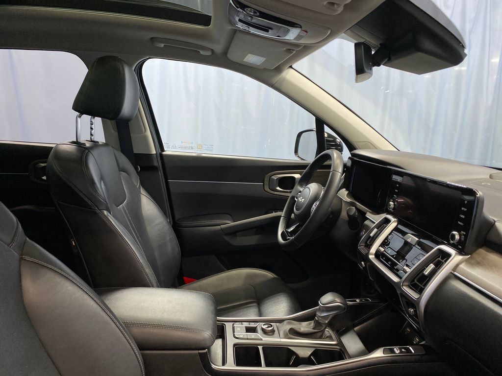 Used 2023 Kia Sorento X-Line EX AWD/4WD image 41