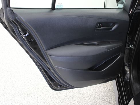 Used 2025 Toyota Corolla LE FWD image 23