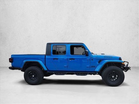 Used 2021 Jeep Gladiator Sport AWD/4WD image 4